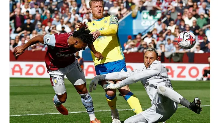 Pese a un gran Keylor Navas, Nottingham Forest cayó ante Aston Villa y entró en zona de descenso (VIDEO)