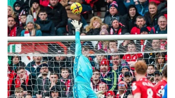 Keylor Navas no pudo evitar una nueva derrota del Nottingham Forest [VIDEO]