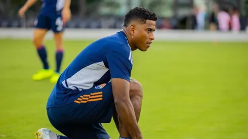 Allan Cruz reapareció con histórico club de Costa Rica.