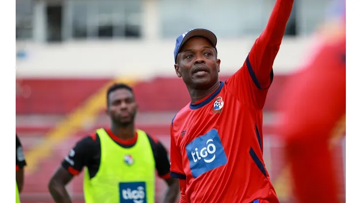 Jorge Dely Valdés está dispuesto a dar un espectáculo en Argentina