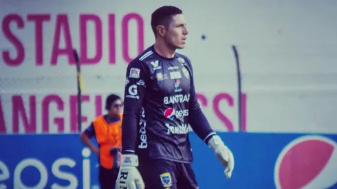 El futbolista costarricense que consiguió la nacionalidad de Guatemala.