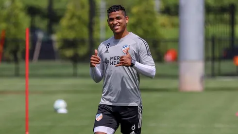 Allan Cruz sigue como agente libre.