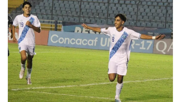 Guatemala clasifica a octavos de final tras golear a Curazao