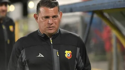 Geiner Segura fue cesado de sus funciones tras la derrota ante Alajuelense (CSH)