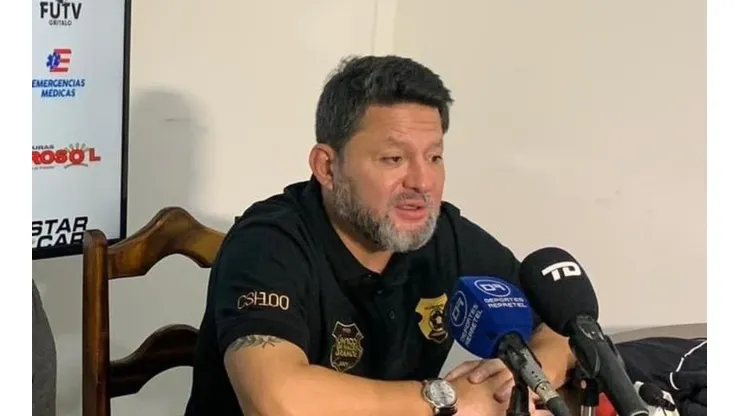 Jafet Soto ataca a Saprissa y solicita la salida del Tribunal Disciplinario.