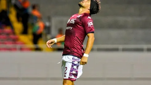 Christian Bolaños vuelve a sumar minutos en Saprissa