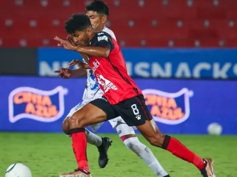 Alajuelense sigue invicto y toma la cima de la clasificación