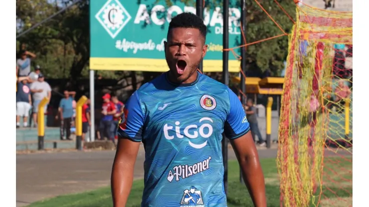 Rolando Blackburn marcó su segundo tanto con FAS