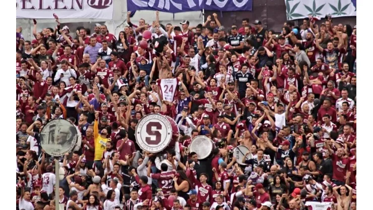 ¿Cuánto cuesta ser socio de Saprissa y cuál es el precio de la anualidad?