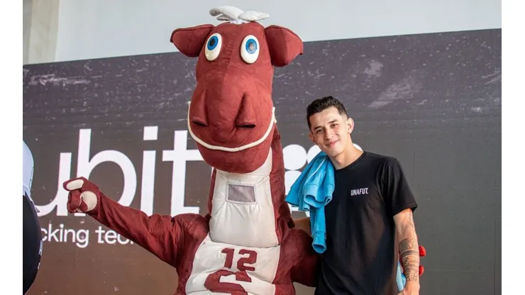 El Monstruo Morado: la historia de la mascota de Saprissa