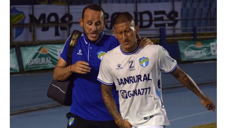 Comunicaciones confirma la grave lesión de Stheven Robles