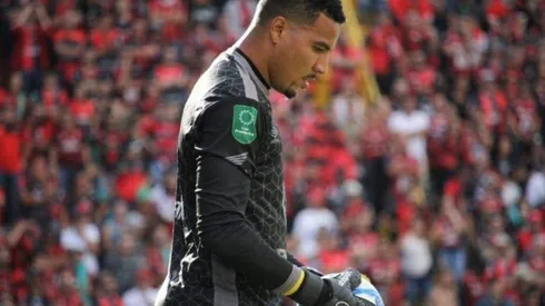 Esteban Alvarado podría estar cerca de firmar con el Saprissa (CSH)