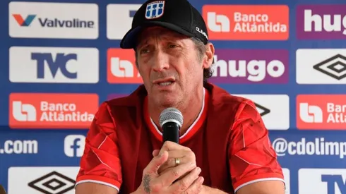 Pedro Troglio habló sobre la posibilidad de nuevos fichajes en Olimpia