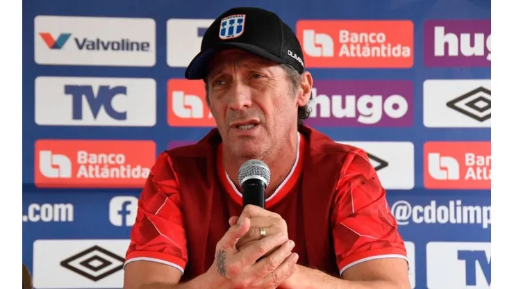 Pedro Troglio habló sobre la posibilidad de nuevos fichajes en Olimpia