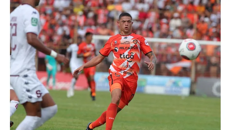 La oferta que maneja Anthony Hernández para irse al fútbol de Europa.