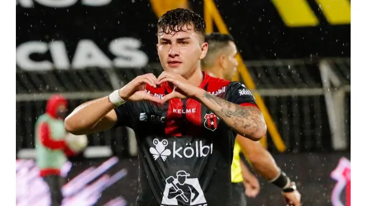 Fernán Faerrón regresará al futbol de Costa Rica