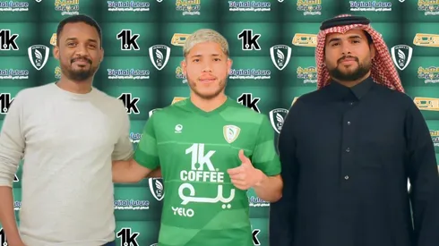 Cristian Martínez es presentado por su nuevo club