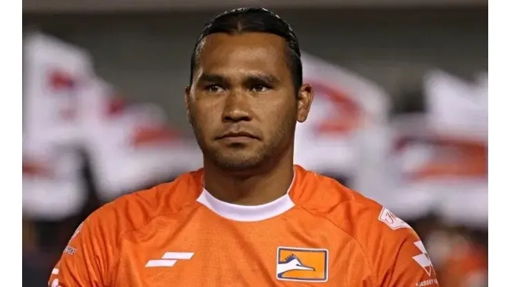 Gullit Peña dejó al Vida de Honduras por este insólito club