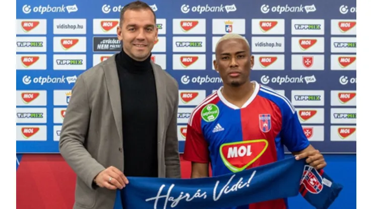 Deiby Flores deja el futbol de Grecia y ficha por un club de Hungría