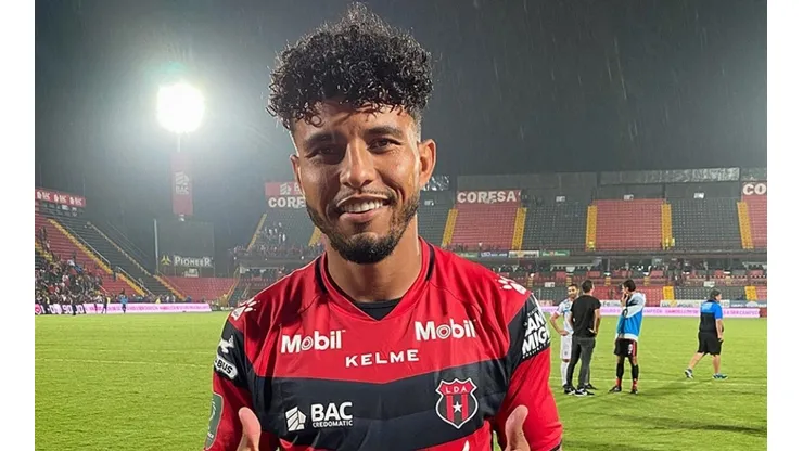 Johan Venegas destacó el trabajo de Andrés Craevic en el club rojinegro (Johan Venegas, Facebook)