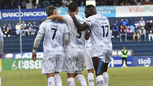 Club de Costa Rica reportó que 15 jugadores rechazaron ofertas de contrato.