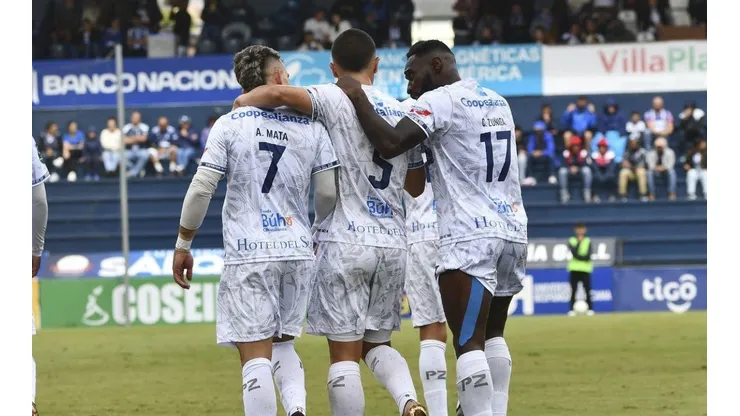 Club de Costa Rica reportó que 15 jugadores rechazaron ofertas de contrato.