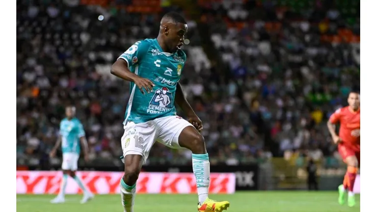 Joel Campbell tuvo poca participación en el primer juego de su club de esta temporada (Joel Campbell, Facebook)