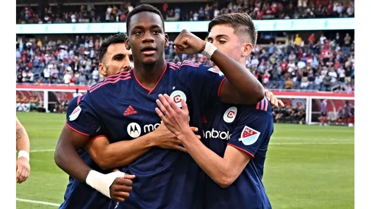 Futbolista sudamericano entra en la historia de Concacaf: una transferencia récord