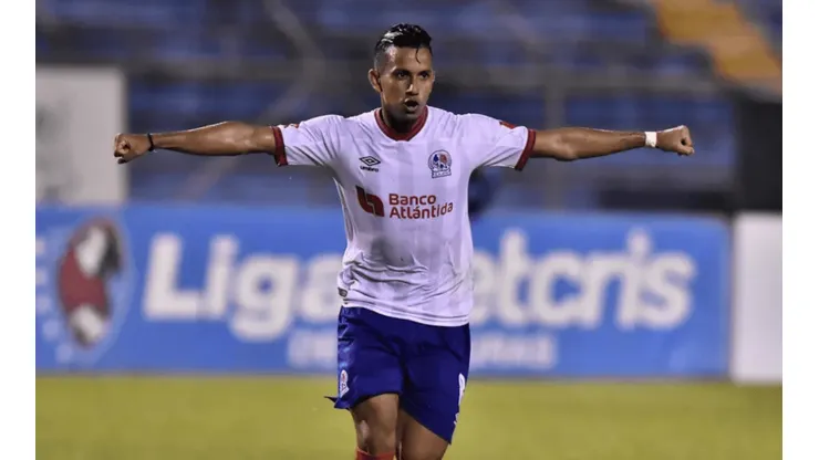 Edwin Rodríguez regresaría a Olimpia tras un fallido paso por el Aris de Grecia.