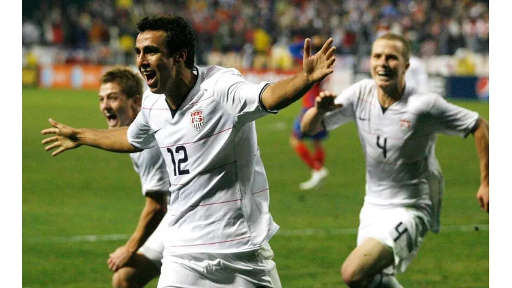 Jugador que dejó a Costa Rica fuera de Sudáfrica 2010 firmó con club de Honduras.