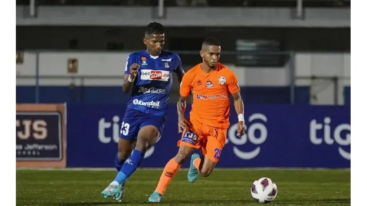 Se caen las negociaciones entre Yanis y el club ecuatoriano