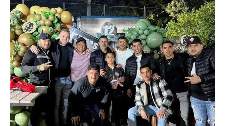 Futbolista mexicano causó polémica por organizar una fiesta con temática de narcotraficantes