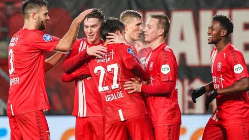 El twente avanzó a la siguiente ronda en el torneo de Copa en Países Bajos (FC Twente)