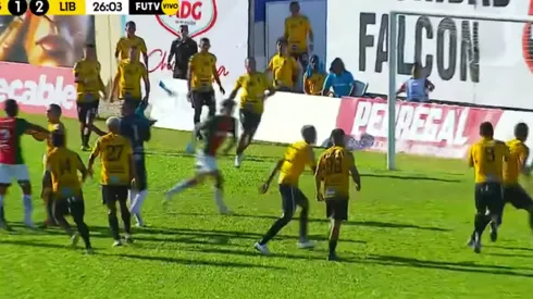 Bochornoso pleito en partido amistoso entre Guanacasteca y Liberia.