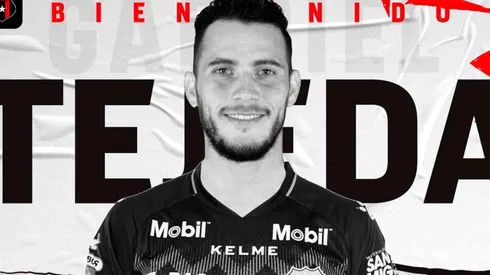 Alajuelense presenta de manera oficial a Ángel Tejeda