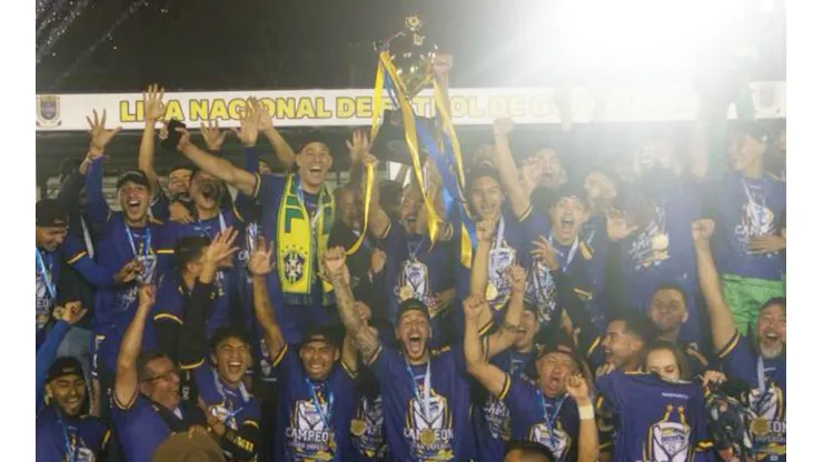 Cobán Imperial se coronó campeón del Torneo Apertura 2022.