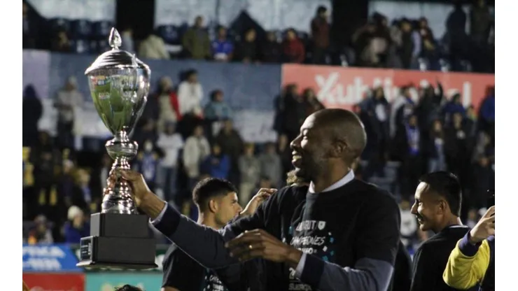 Paulo Wanchope logró su primer campeonato como técnico.