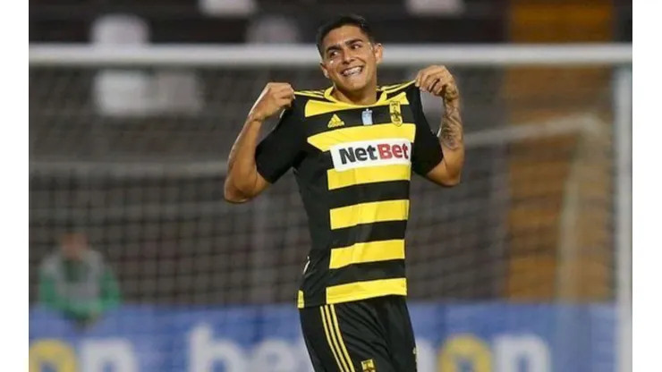 Luis Palma marcó un golazo en el triunfo de Aris