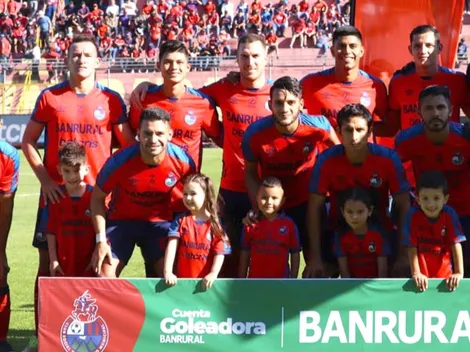 Municipal da de baja a tres jugadores