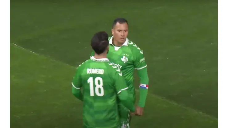 Blas Pérez debutó con doblete en Estados Unidos