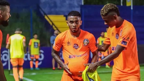 César Yanis volverá al extranjero