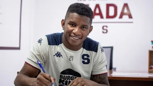 Fidel Escobar podría partir hacia el fútbol ecuatoriano o colombiano (Saprissa)