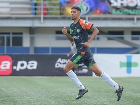 Villagrand marcó un triplete con Deportivo Saprissa