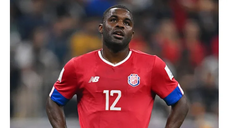 Joel Campbell a un periodista: “No pueden decir que estamos en deuda”
