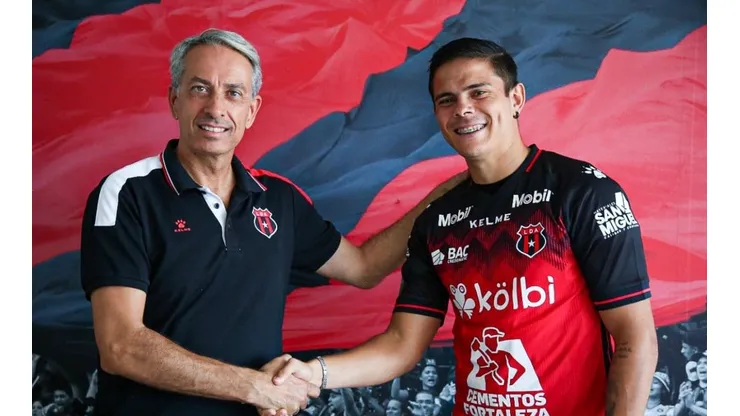 Zuhander Zúñiga es nuevo refuerzo de Alajuelense (LDA)