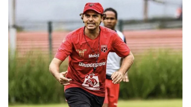 Alajuelense confirma el regreso de Andrés Carevic