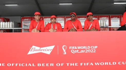 Mundial Qatar 2022: FIFA confirmó que no se venderá cerveza en los estadios.
