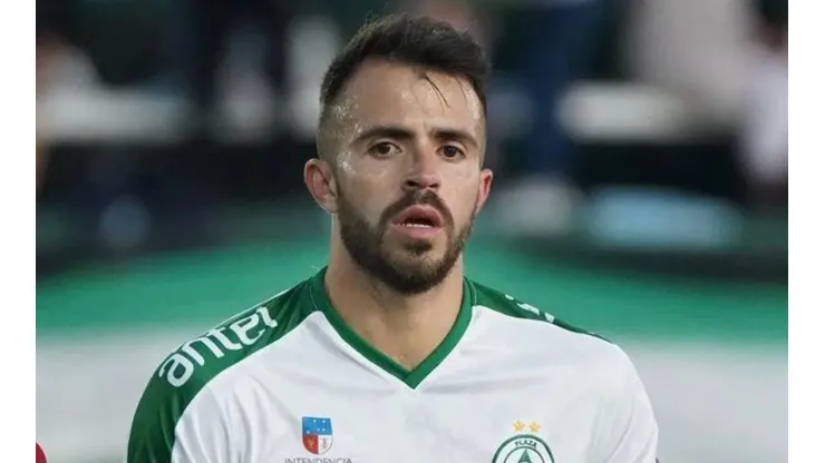 Plaza Colonia define el futuro de Rodrigo Saravia