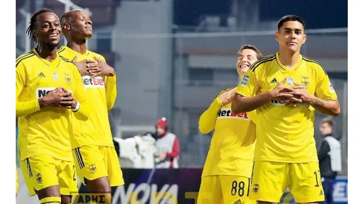 Luis Palma vuelve a anotar con Aris