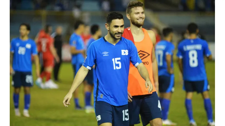 Hugo Pérez aclara por qué Alex Roldán y Eriq Zavaleta no fueron convocados.